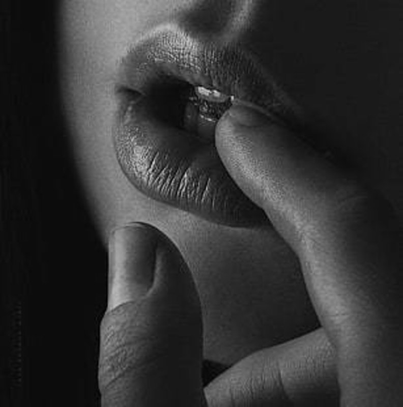 Petite touche |  Histoires luxuriantes