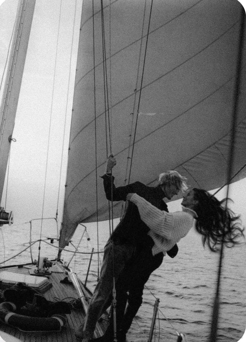 Nuit romantique sur un bateau