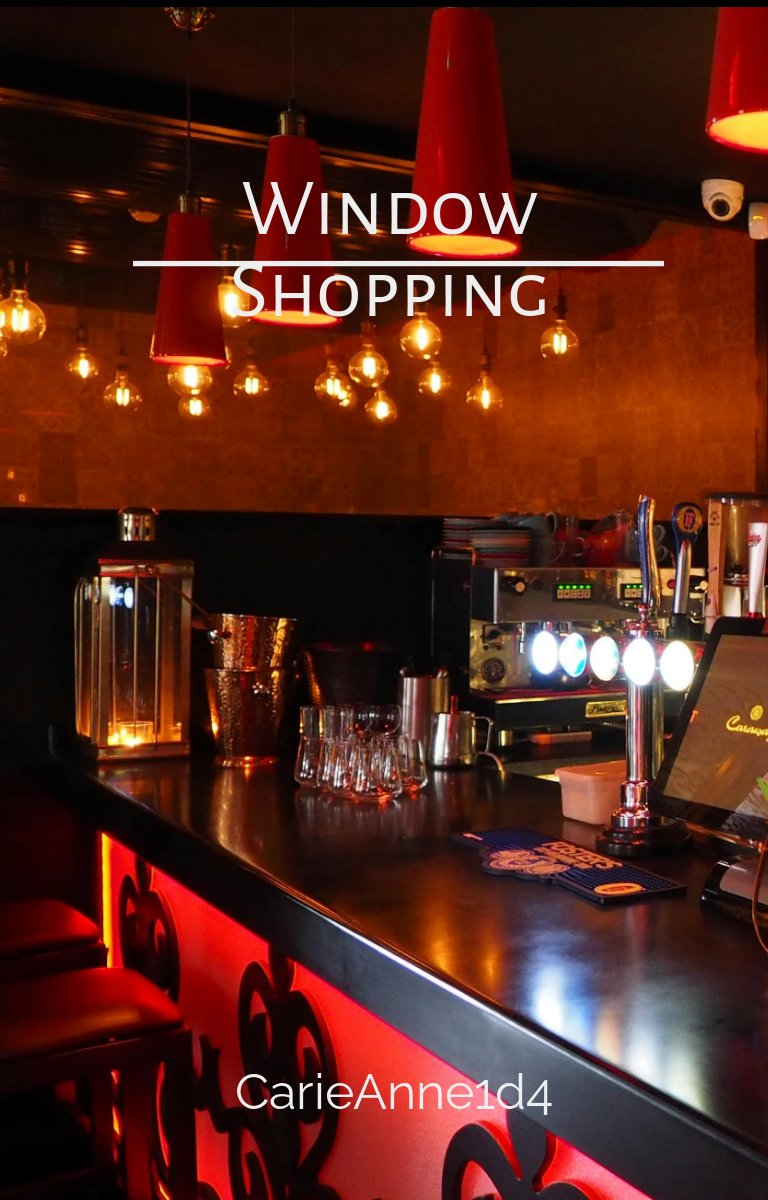 Faire du lèche-vitrines