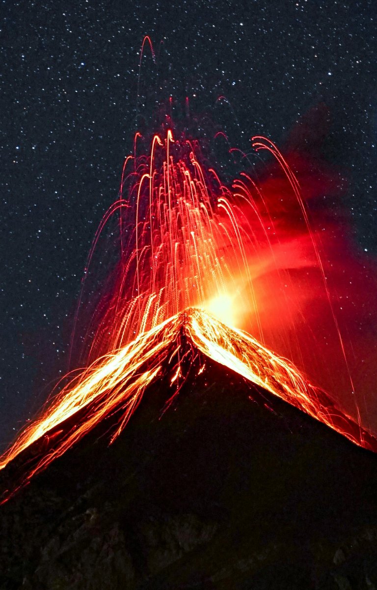 Le volcan | Histoires luxuriantes