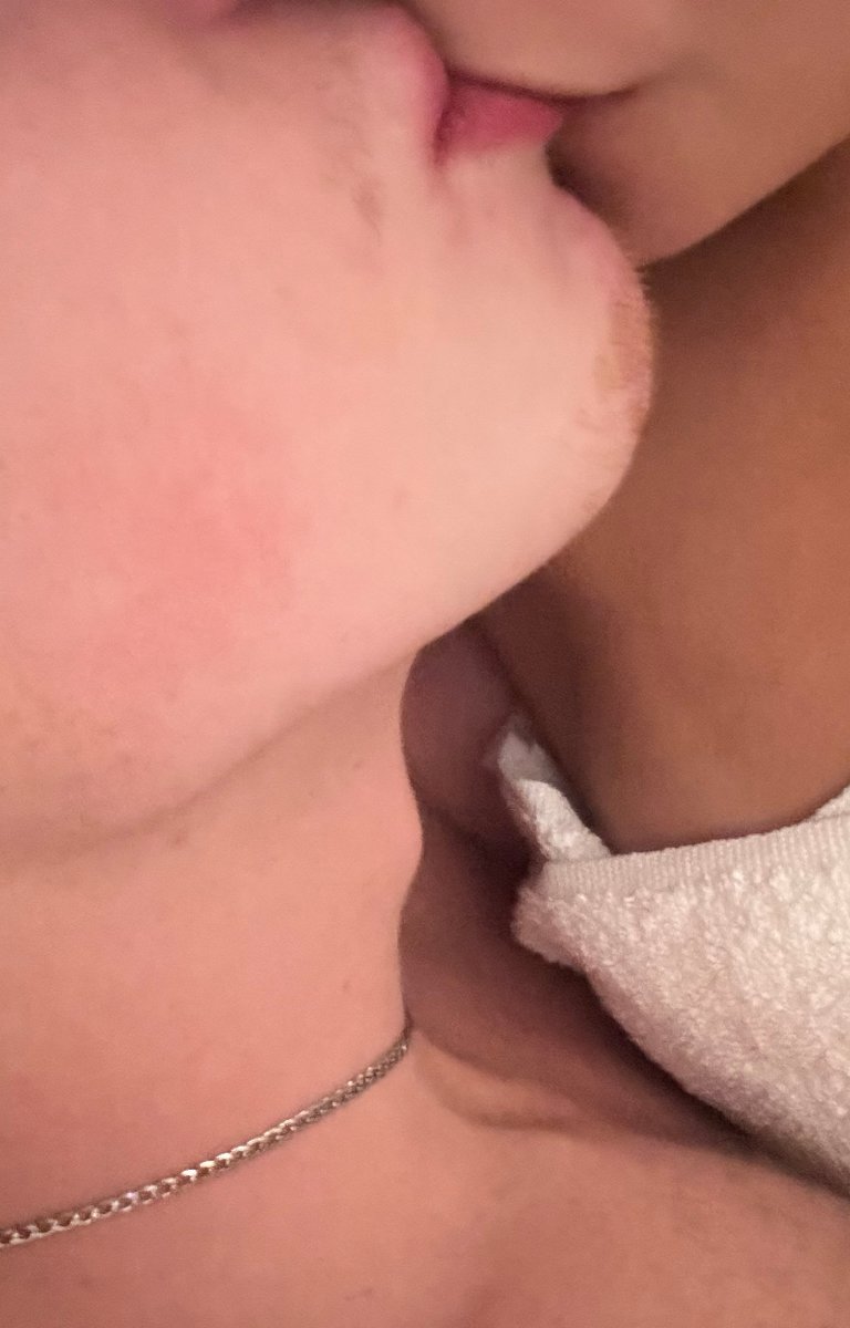 Sa sœur cadette | Histoires luxuriantes